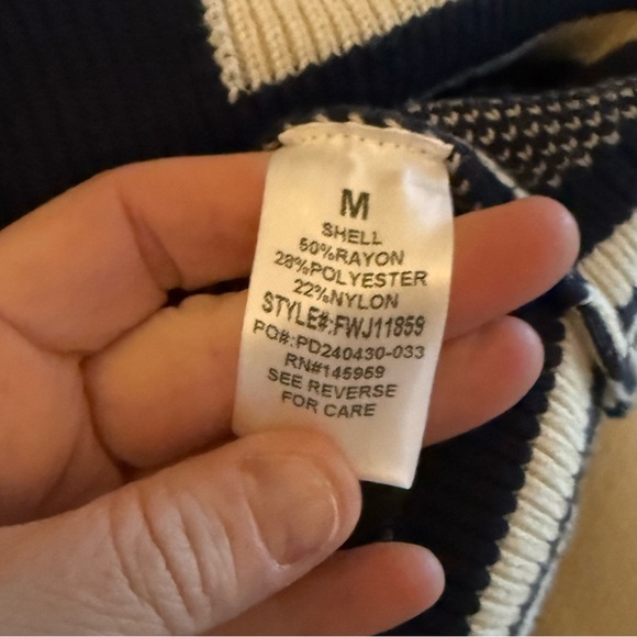 NWT Dress Forum Back to Basics Knitted Varsity Bomber Jacket - Picture 9 of 10